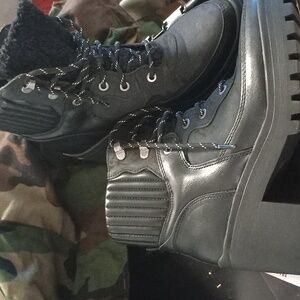 Women's/ Juniors Boots